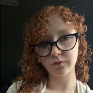 Meet your Posher, Nina